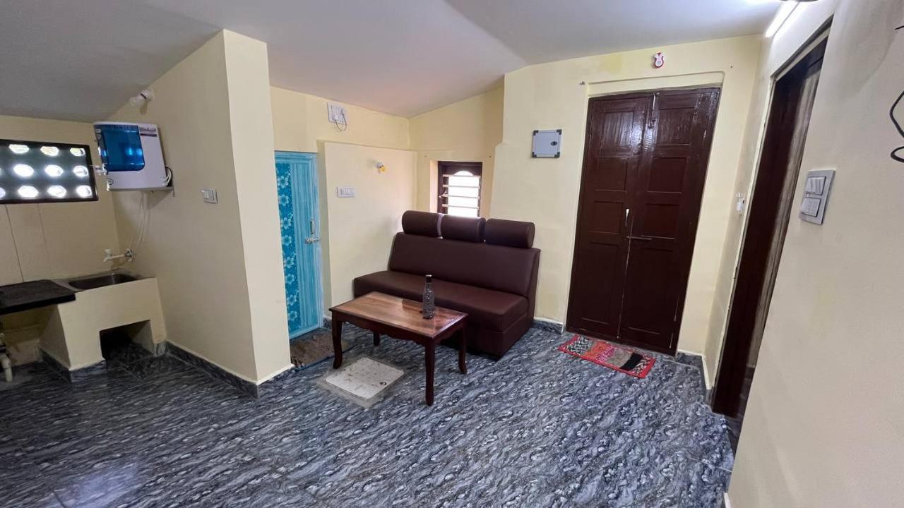 Coral Bay Beach House 1Bhk Пудучеррі Екстер'єр фото
